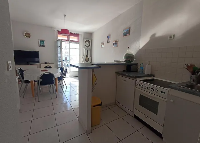Hébergement de vacances Maison 3 Chambres, 6 Couchages, Proche Gare, Sète, Wifi - Fr-1-338-605